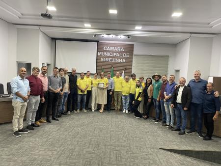 Câmara homenageia Rádio Amizade pelos seus 35 anos