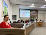 Vereadora Professora Neidi protocola Projeto Banco Vermelho